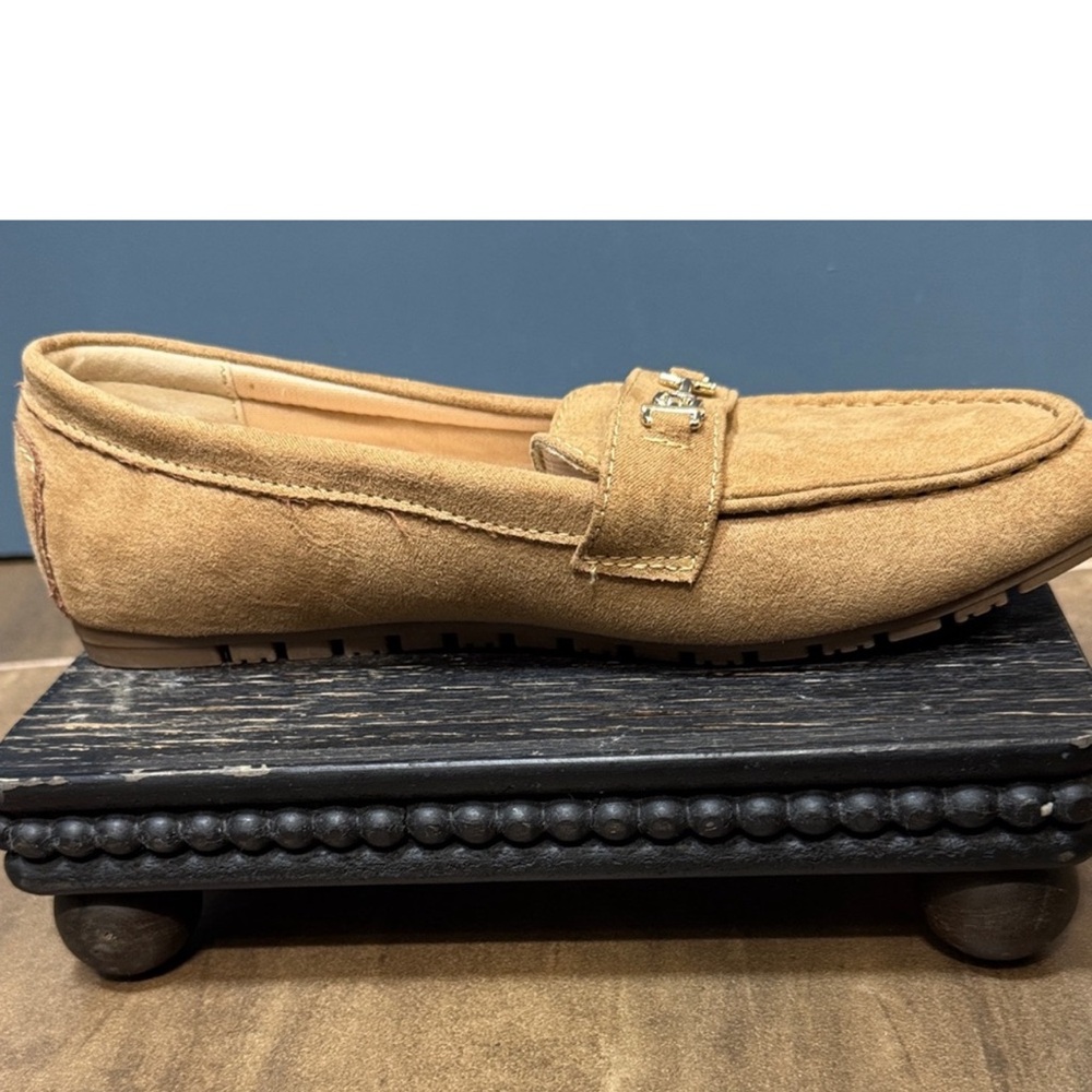 Tan Suede Driving Loafers Horsebit Slip On Flats Size 7.5 - Picture 3 of 5